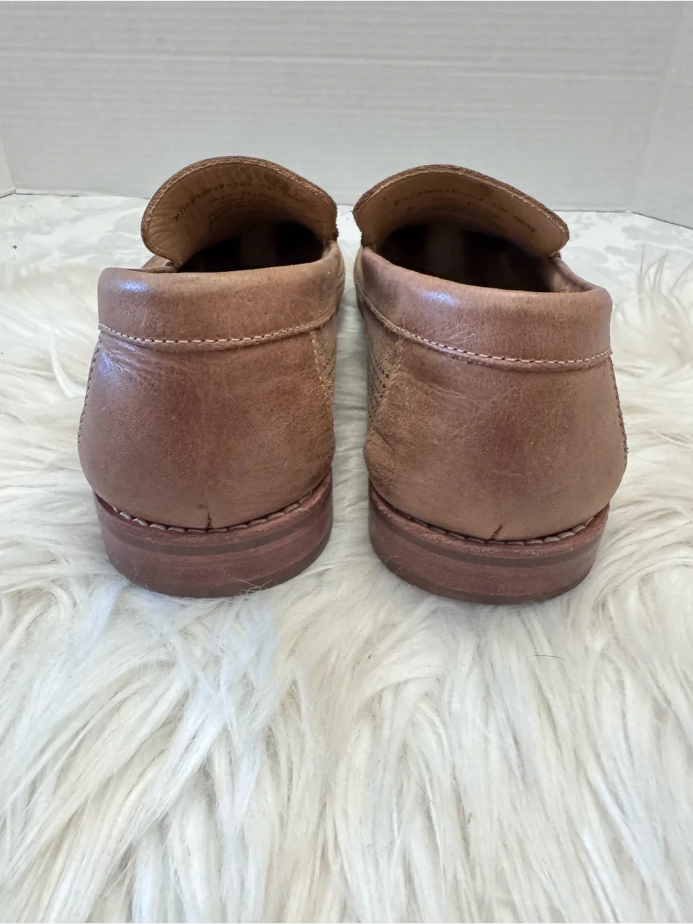 Tommy Bahama Felton Men’s 8M Nubuck Slip On Brown Loafer Shoe Stylish Vented